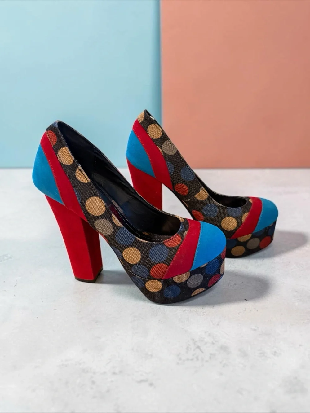 🫶🏻 Just Earl Platform High Heel Pumps in Multicolor Dot Print